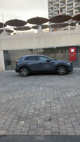 מודעת רכב מאזדה CX-30