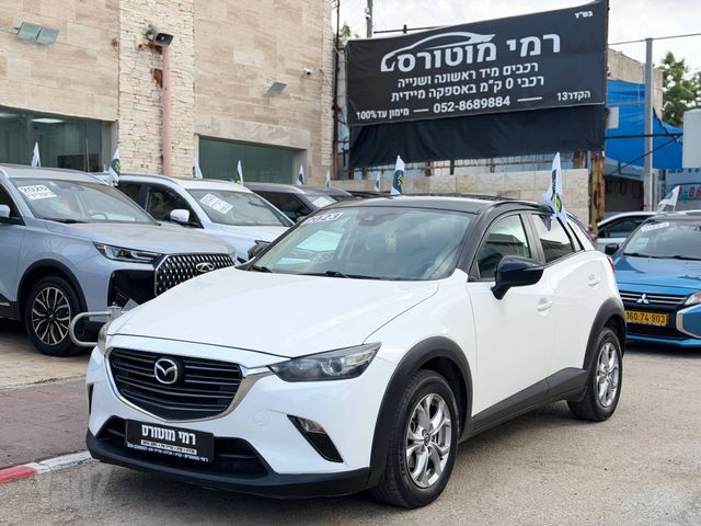 מודעת רכב מאזדה CX-3