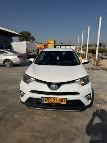 מודעת רכב טויוטה RAV4