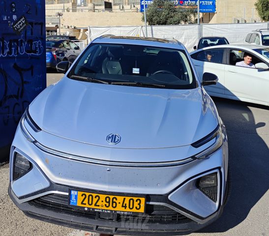 מודעת רכב אם ג'י מארוול R