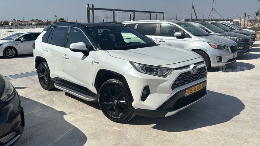 מודעת רכב טויוטה RAV4