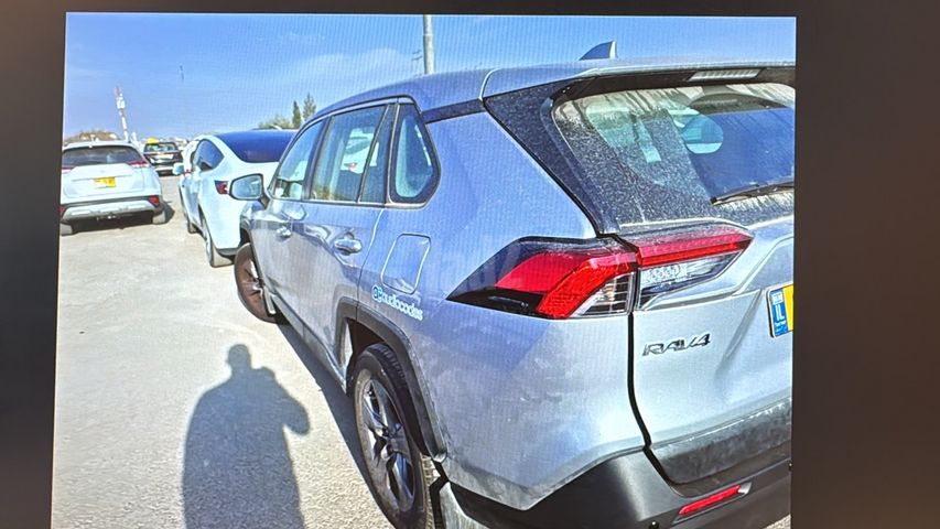 מודעת רכב טויוטה RAV4