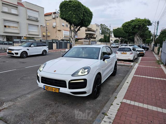 מודעת רכב פורשה קאיין
