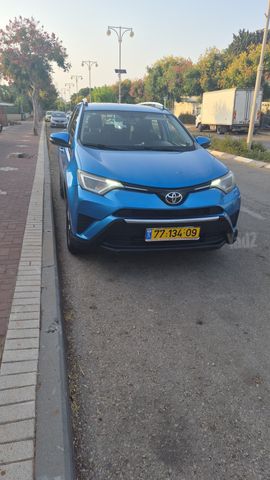 מודעת רכב טויוטה RAV4