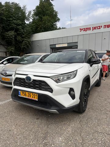 מודעת רכב טויוטה RAV4