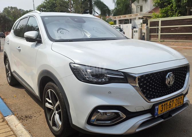 מודעת רכב אם ג'י EHS PHEV