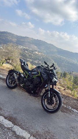 מודעת רכב קאוואסאקי Z900