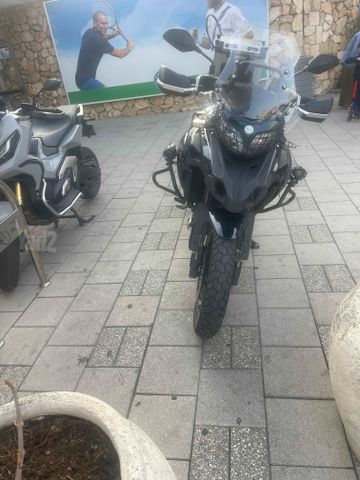 מודעת רכב בנלי TRK502X