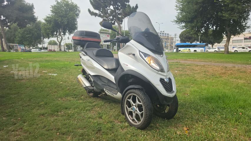 מודעת רכב פיאג'ו MP3 300 LT