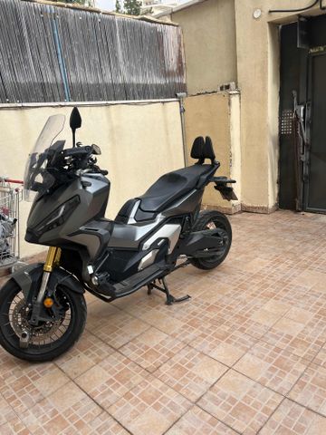 מודעת רכב הונדה X-ADV750