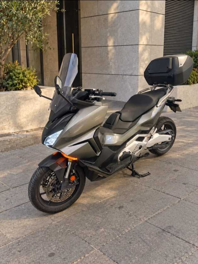 מודעת רכב הונדה FORZA750
