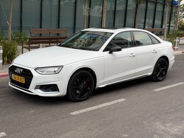 מודעת רכב אאודי A4