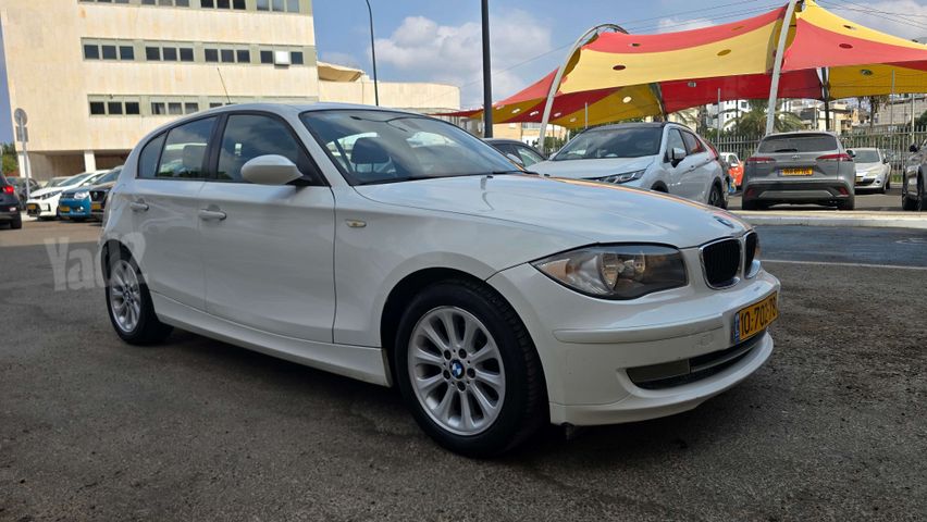 מודעת רכב ב מ וו סדרה 1