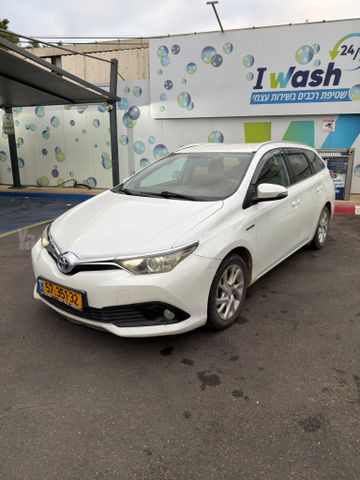 מודעת רכב טויוטה אוריס