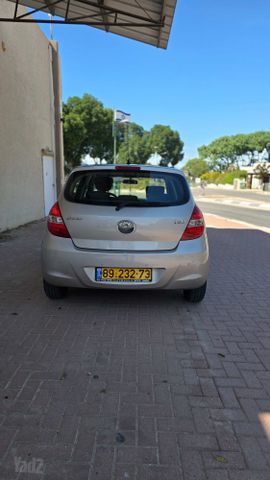 מודעת רכב יונדאי i20 2
