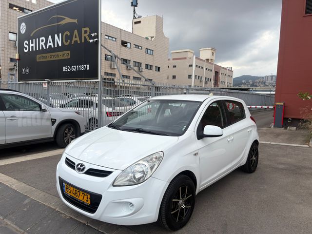 מודעת רכב יונדאי i20