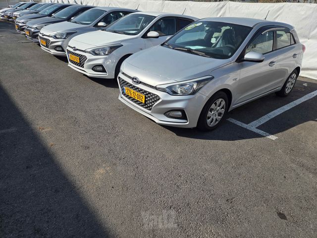 מודעת רכב יונדאי i20
