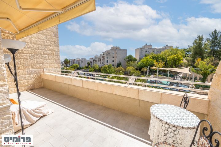 דירה למכירה בירושלים (תיווך) — 5