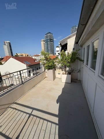 בית פרטי/ קוטג' להשכרה בתל אביב יפו (תיווך) — 5