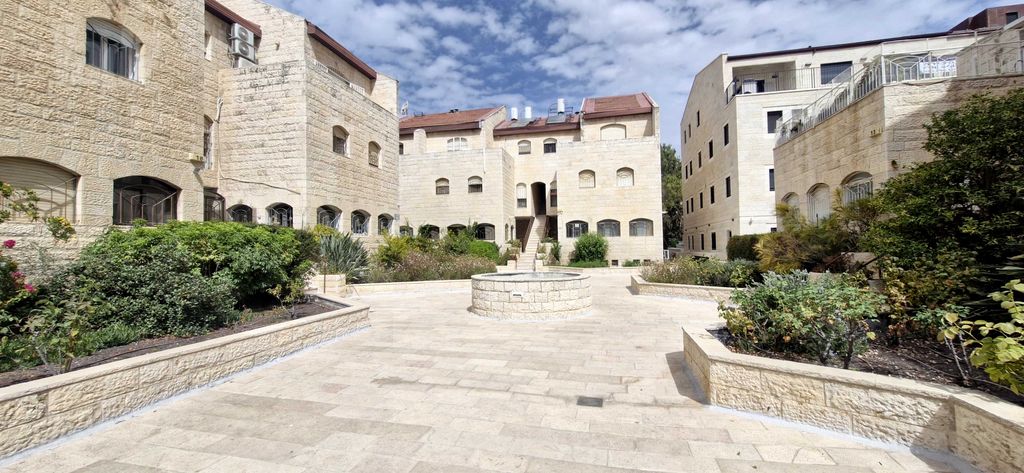 דן 