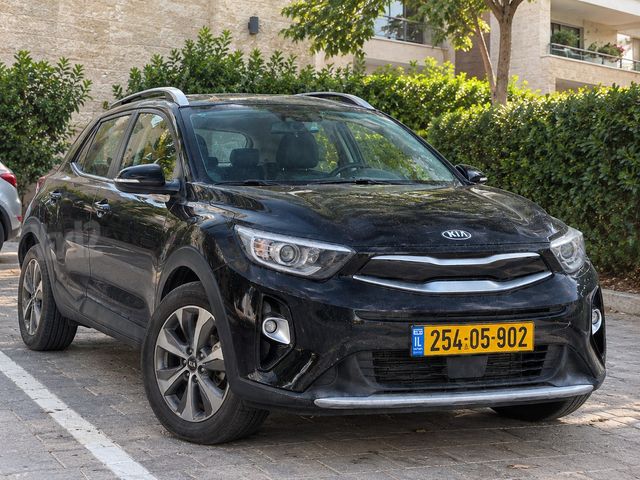 מודעת רכב קיה סטוניק