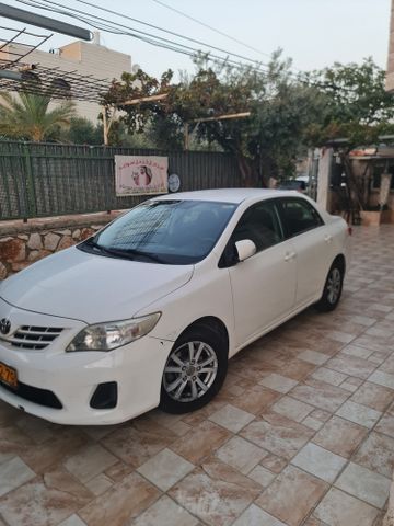 מודעת רכב טויוטה קורולה