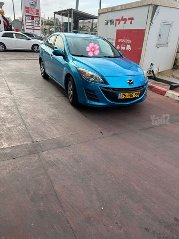 מודעת רכב מאזדה 3