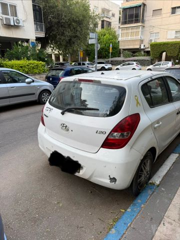 מודעת רכב יונדאי i20