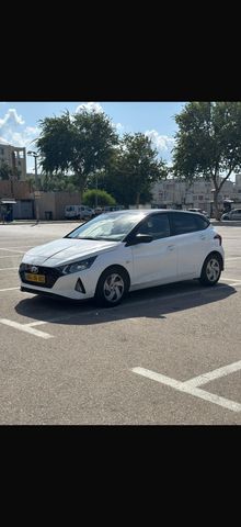 מודעת רכב יונדאי i20