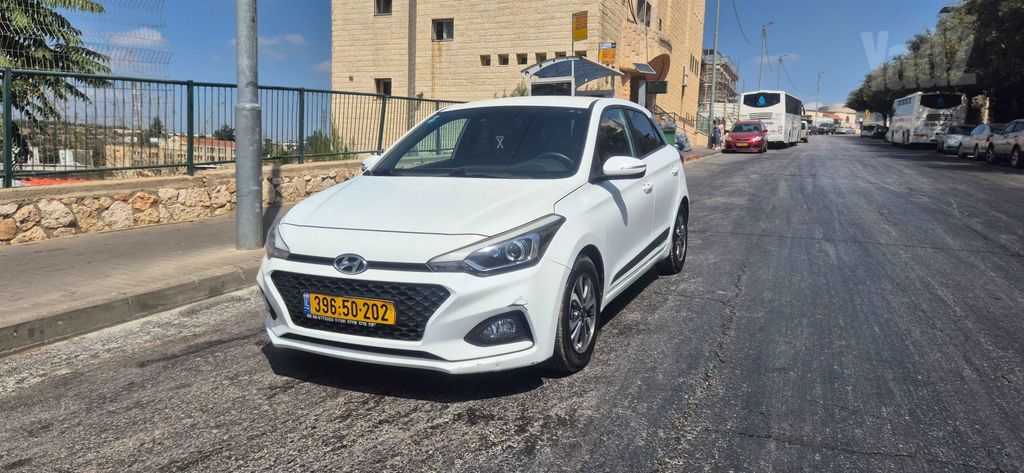 מודעת רכב יונדאי i20