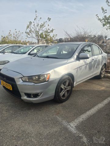 מודעת רכב מיצובישי לנסר