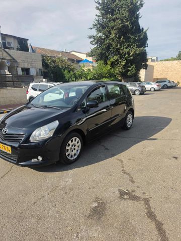 מודעת רכב טויוטה ורסו