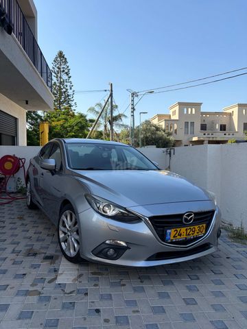 מודעת רכב מאזדה 3