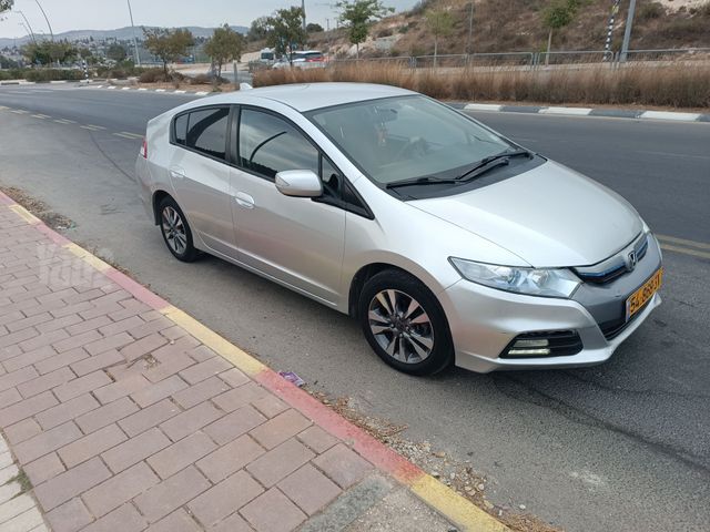 מודעת רכב הונדה אינסייט