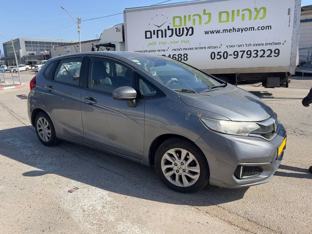 מודעת רכב הונדה ג'אז