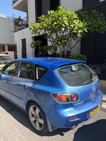 מודעת רכב מאזדה 3