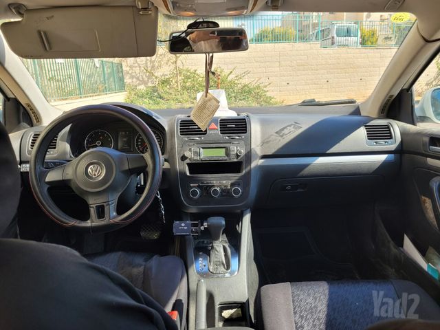 מודעת רכב פולקסווגן ג'טה