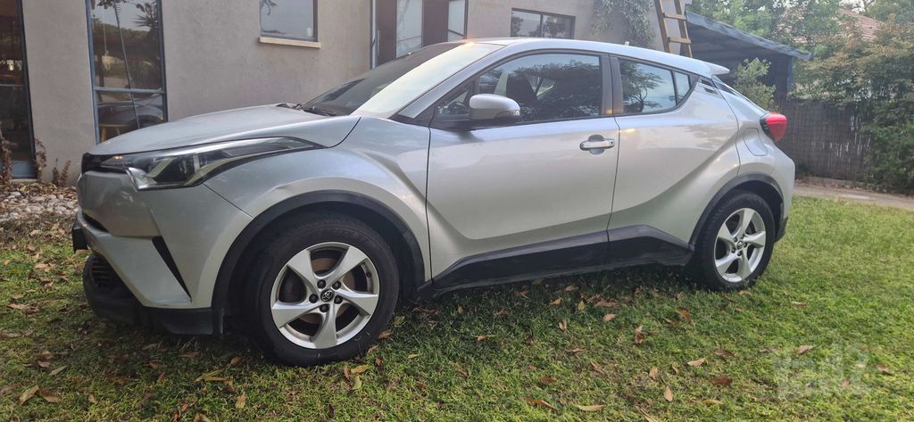 C-HR City אוט׳ 1.2 (116 כ״ס)