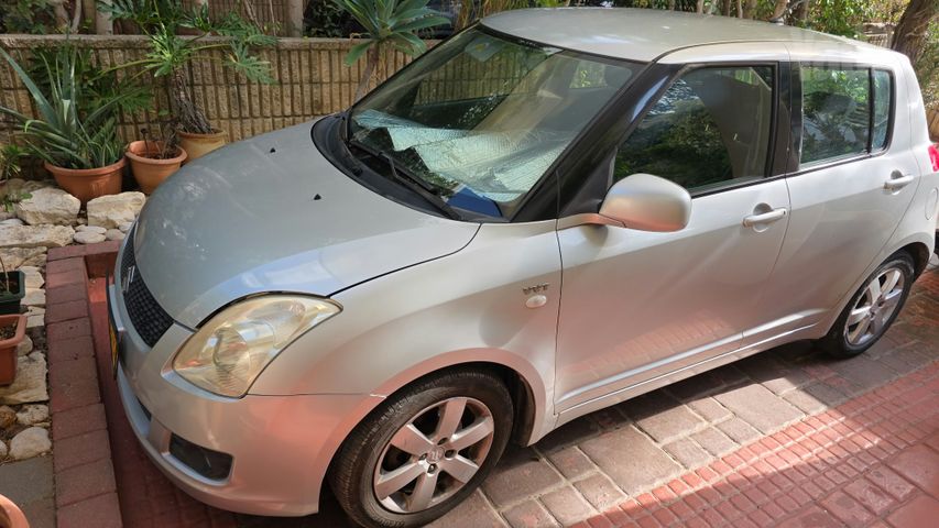 סוויפט GLX אוט׳ 1.5 (101 כ״ס)