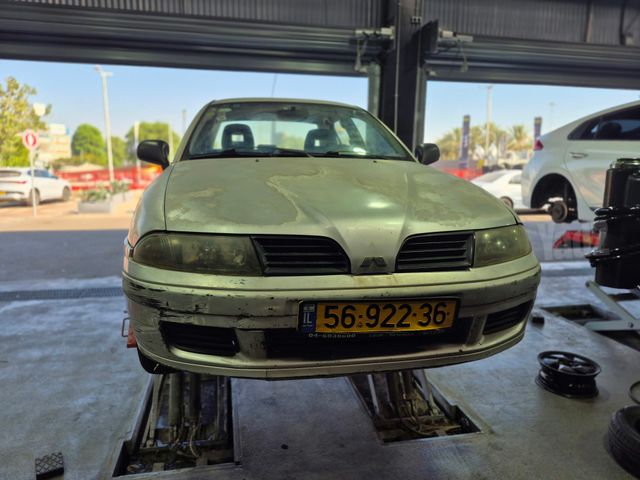 מודעת רכב מיצובישי כריזמה