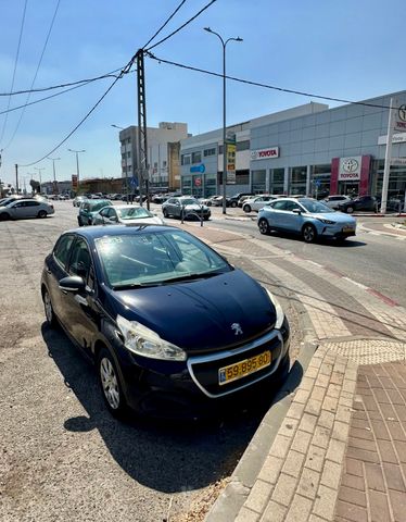 מודעת רכב פיג'ו 208