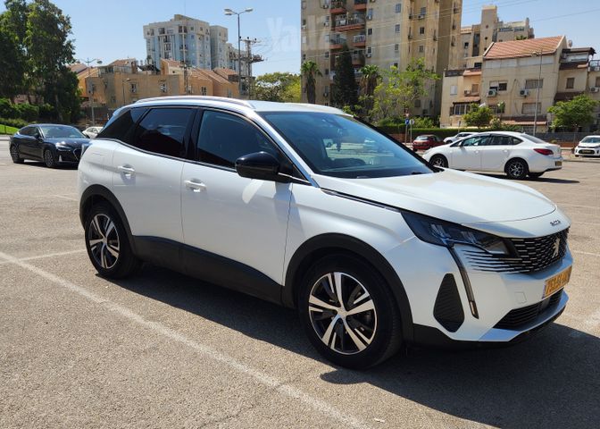 מודעת רכב פיג'ו 3008