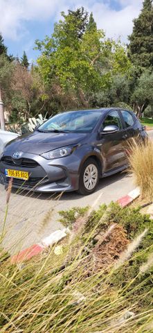 מודעת רכב טויוטה יאריס