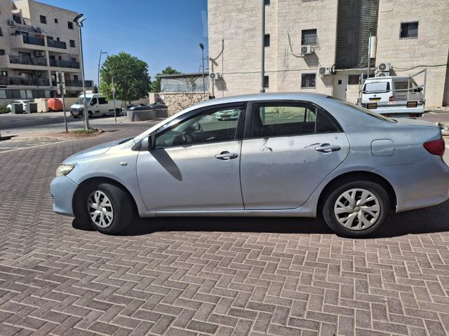 מודעת רכב טויוטה קורולה