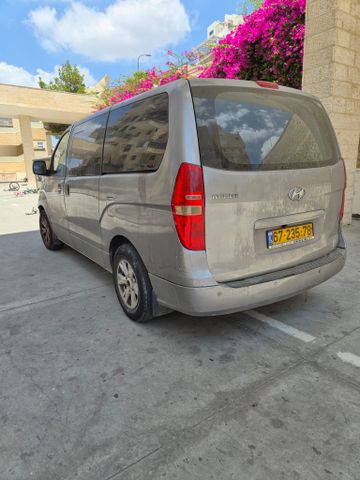 מודעת רכב יונדאי H-1 / i800