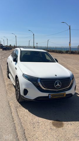 מודעת רכב מרצדס-בנץ EQC