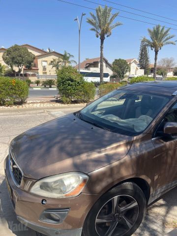 מודעת רכב וולוו XC60