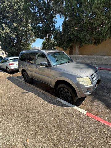 מודעת רכב מיצובישי פג'רו