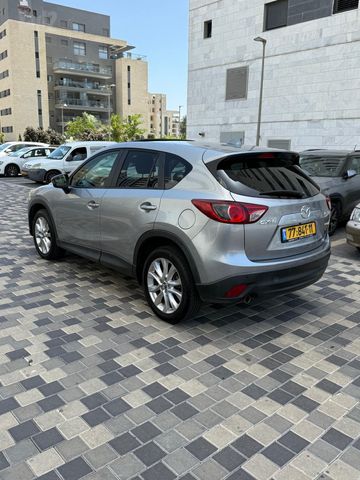 מודעת רכב מאזדה CX-5