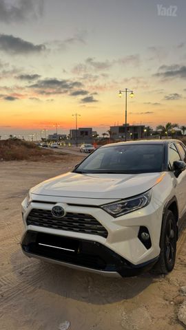 מודעת רכב טויוטה RAV4